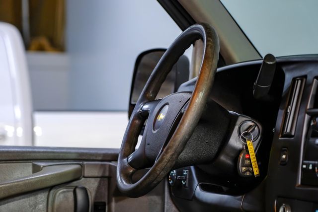 2013 Chevrolet Express 2500 Work Cargo Van TRAILER PKG Rear Vision WORK READY | Dallas, TX | East Dallas Diesel 2013 Chevrolet Express 2500 Work Cargo Van TRAILER PKG Rear Vision WORK READY | Dallas, TX | East Dallas Diesel