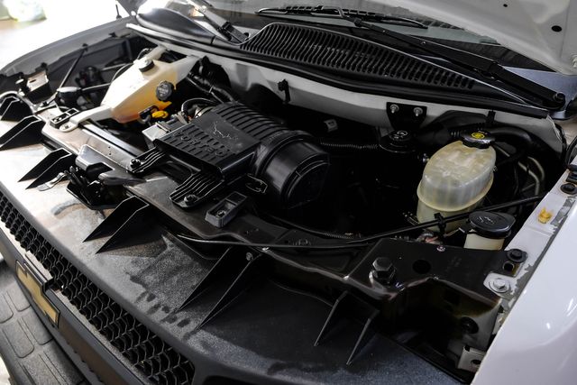 2013 Chevrolet Express 2500 Work Cargo Van TRAILER PKG Rear Vision WORK READY | Dallas, TX | East Dallas Diesel 2013 Chevrolet Express 2500 Work Cargo Van TRAILER PKG Rear Vision WORK READY | Dallas, TX | East Dallas Diesel