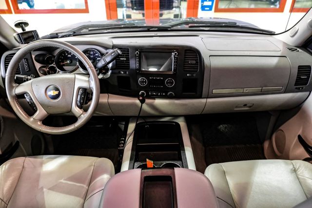 2013 Chevrolet Silverado 2500HD LT | Addison, TX | Mr Car Guys