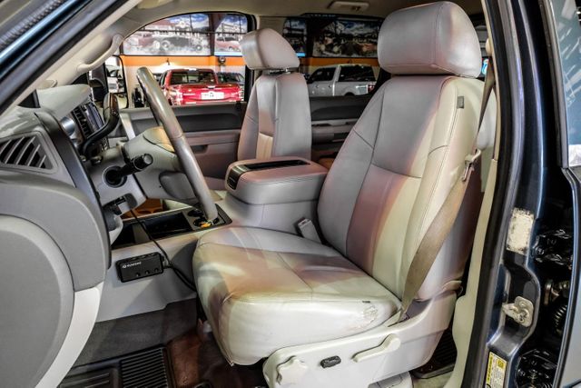 2013 Chevrolet Silverado 2500HD LT | Addison, TX | Mr Car Guys