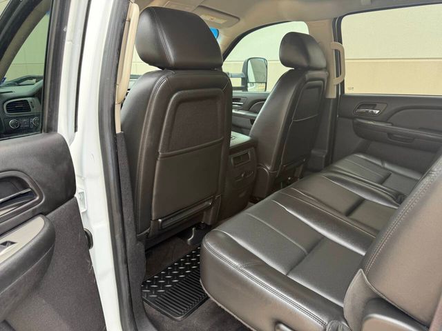 2013 Chevrolet Silverado 3500HD LTZ | Houston, TX | Houston Auto Credit 2013 Chevrolet Silverado 3500HD LTZ | Houston, TX | Houston Auto Credit