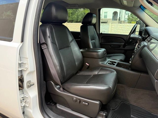 2013 Chevrolet Silverado 3500HD LTZ | Houston, TX | Houston Auto Credit 2013 Chevrolet Silverado 3500HD LTZ | Houston, TX | Houston Auto Credit