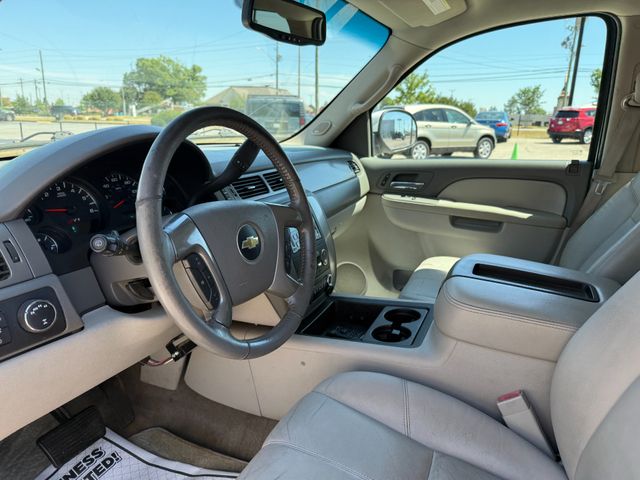 2013 Chevrolet Suburban LT Z71 4WD