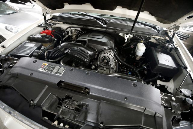 2013 Chevrolet Suburban LTZ | Burbank, California | MDK International 2013 Chevrolet Suburban LTZ | Burbank, California | MDK International