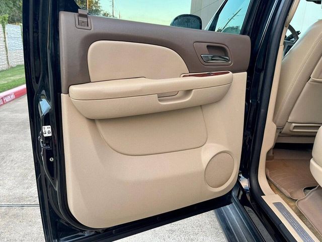 2013 Chevrolet Suburban LTZ | Houston, TX | Houston Auto Credit 2013 Chevrolet Suburban LTZ | Houston, TX | Houston Auto Credit