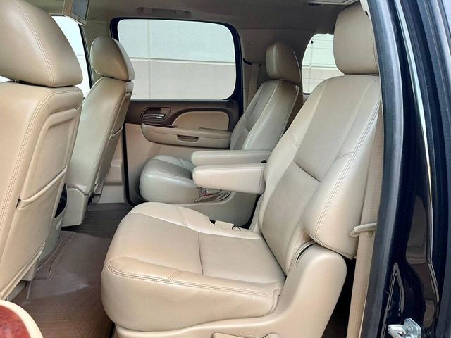 2013 Chevrolet Suburban LTZ | Houston, TX | Houston Auto Credit 2013 Chevrolet Suburban LTZ | Houston, TX | Houston Auto Credit