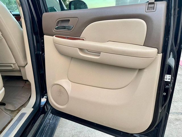 2013 Chevrolet Suburban LTZ | Houston, TX | Houston Auto Credit 2013 Chevrolet Suburban LTZ | Houston, TX | Houston Auto Credit