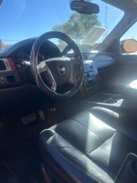 2013 Chevrolet SUBURBAN LT 1500 2WD | Lubbock, TX | Chaparral Motors - Lubbock 2013 Chevrolet SUBURBAN LT 1500 2WD | Lubbock, TX | Chaparral Motors - Lubbock