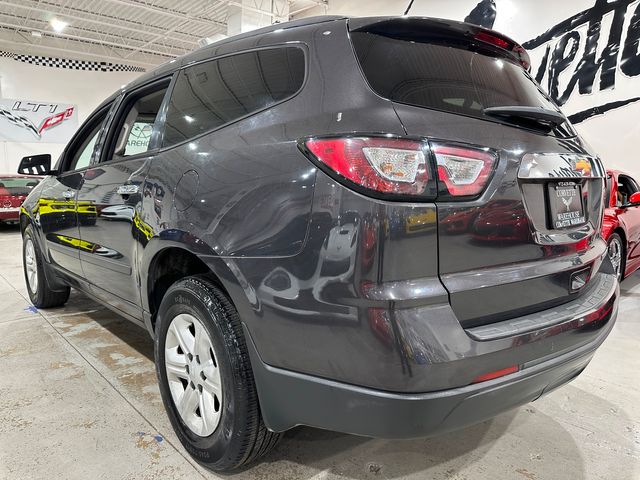 2013 Chevrolet Traverse LS, Power Seat, EZ Financing | Dallas, Texas | Corvette Warehouse 