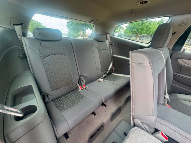 2013 Chevrolet Traverse LS | Plano, TX | Schneck Motor Company