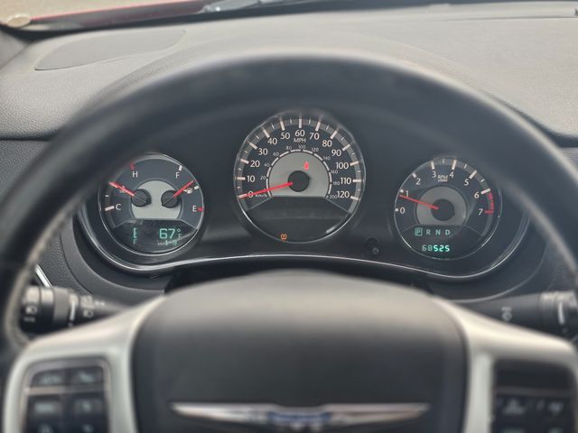 2013 Chrysler 200 Touring 2013 Chrysler 200 Touring