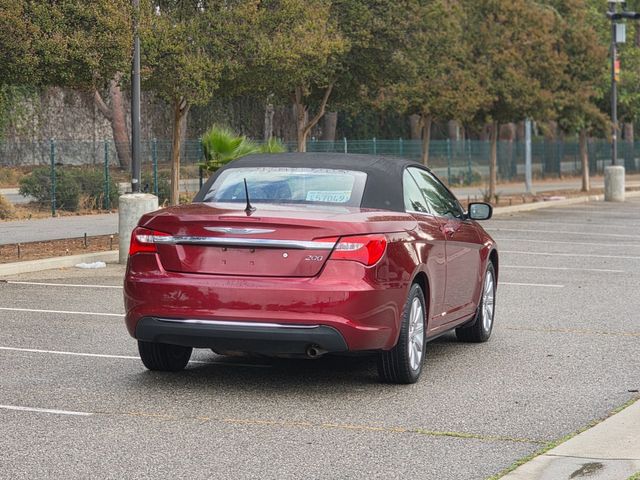 2013 Chrysler 200 Touring 2013 Chrysler 200 Touring