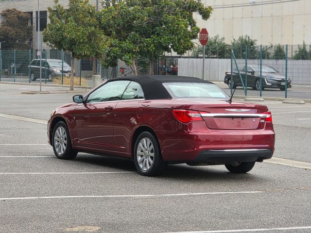 2013 Chrysler 200 Touring 2013 Chrysler 200 Touring