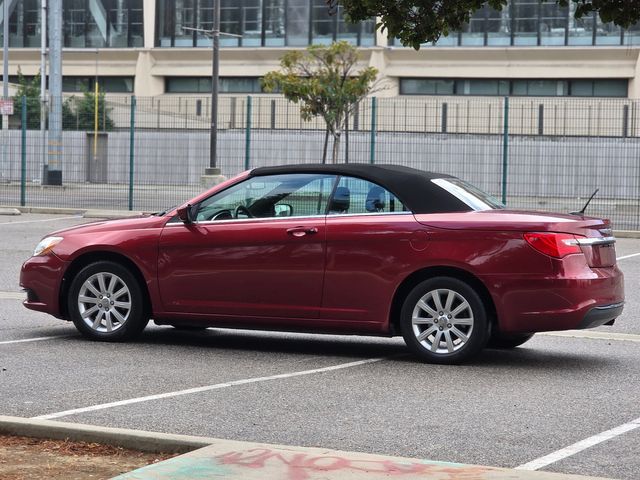 2013 Chrysler 200 Touring 2013 Chrysler 200 Touring