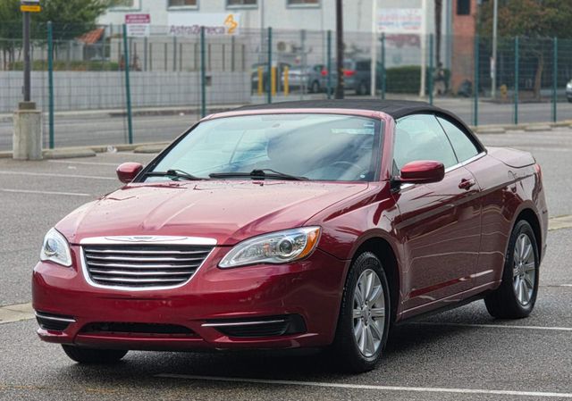 2013 Chrysler 200 Touring 2013 Chrysler 200 Touring
