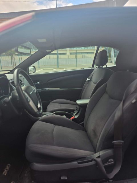 2013 Chrysler 200 Touring 2013 Chrysler 200 Touring