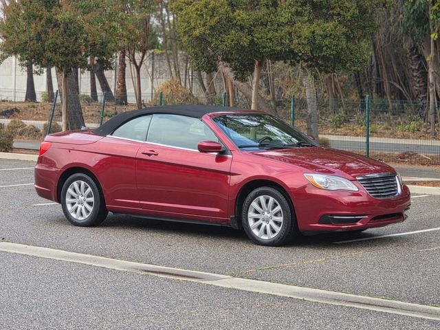 2013 Chrysler 200 Touring 2013 Chrysler 200 Touring