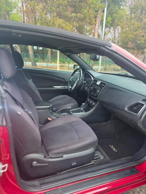 2013 Chrysler 200 Touring 2013 Chrysler 200 Touring