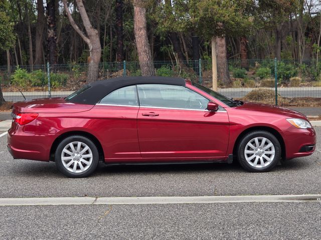 2013 Chrysler 200 Touring 2013 Chrysler 200 Touring
