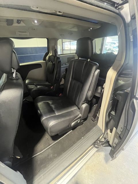 2013 Chrysler Town and Country Touring | Annapolis, MD | Annapolis Public Auto Auction