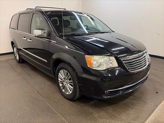 2013 Chrysler Town and Country Touring-L | Cincinnati, OH | Midwest Automotive Connection