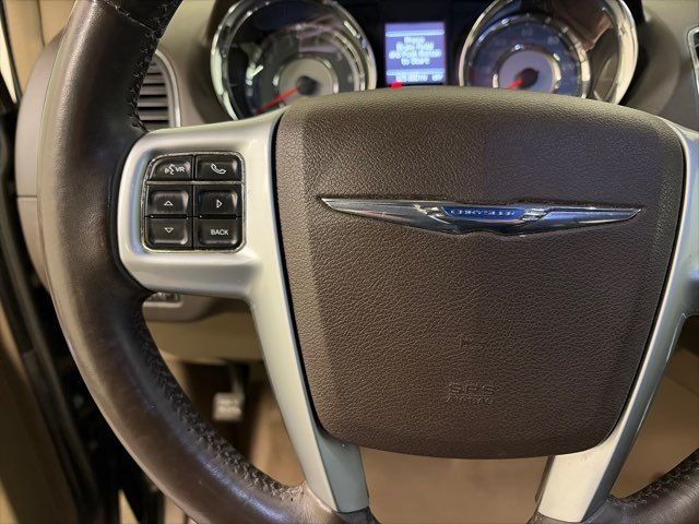 2013 Chrysler Town and Country Touring-L