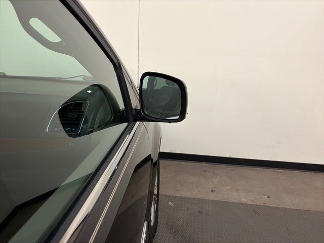 2013 Chrysler Town and Country Touring-L