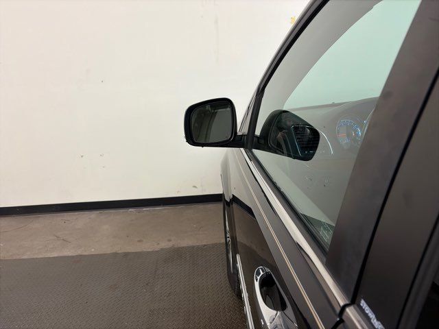 2013 Chrysler Town and Country Touring-L