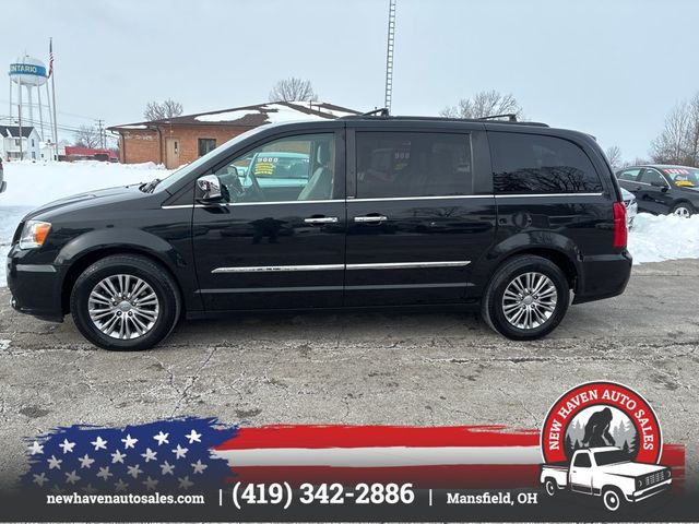 2013 Chrysler Town and Country Touring-L | Ontario, OH | New Haven Auto Sales