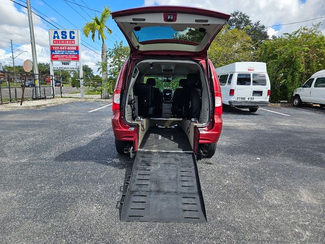 2013 Chrysler Town and Country Touring-L Wheelchair Van Handicap Ramp Van