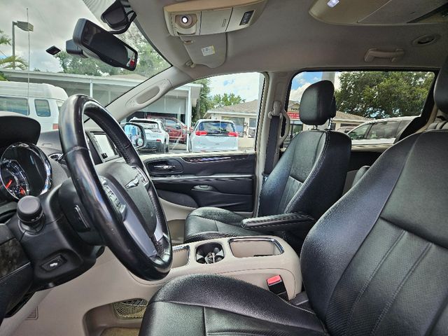 2013 Chrysler Town and Country Touring-L Wheelchair Van Handicap Ramp Van