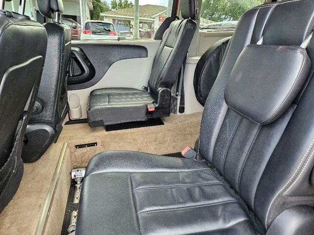 2013 Chrysler Town and Country Touring-L Wheelchair Van Handicap Ramp Van