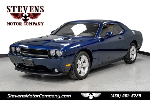 2013 Dodge Challenger SXT Plus OneOwner Leather Nav AllServiceRecords | Dallas, TX | Stevens Motor Company LLC