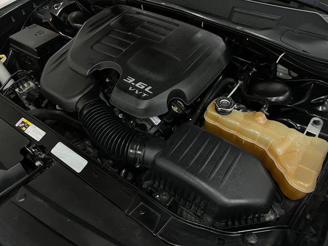 2013 Dodge Challenger SXT Plus 2dr Coupe | Houston, TX | Houston Auto Credit 2013 Dodge Challenger SXT Plus 2dr Coupe | Houston, TX | Houston Auto Credit