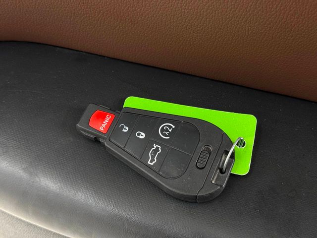 2013 Dodge Challenger R/T Classic 2dr Coupe | Houston, TX | Houston Auto Credit 2013 Dodge Challenger R/T Classic 2dr Coupe | Houston, TX | Houston Auto Credit