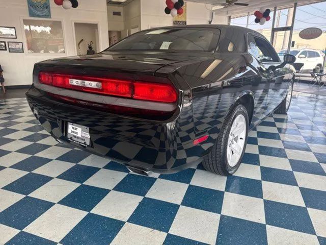 2013 Dodge Challenger SXT | Rome, GA | Knight's Car Store 2013 Dodge Challenger SXT | Rome, GA | Knight's Car Store