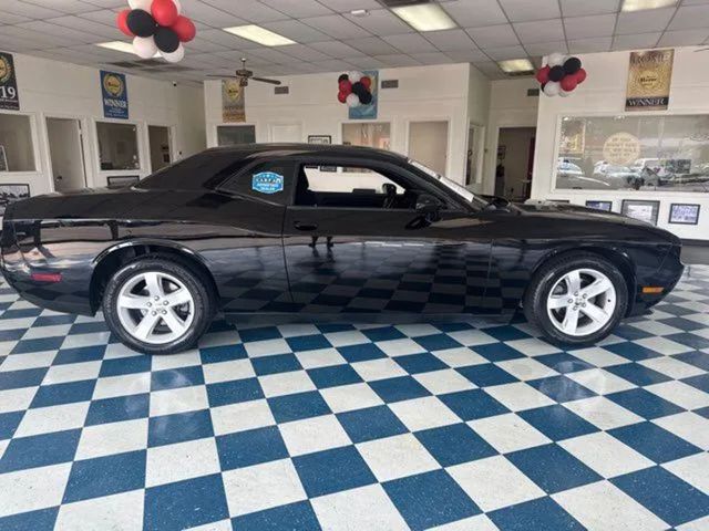 2013 Dodge Challenger SXT | Rome, GA | Knight's Car Store 2013 Dodge Challenger SXT | Rome, GA | Knight's Car Store