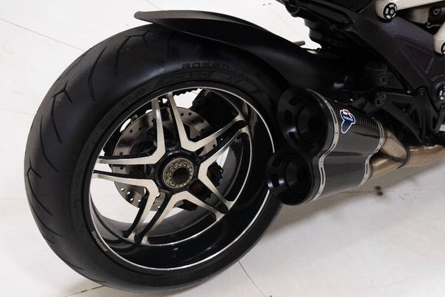 2013 Ducati Diavel 135/1000 | Houston, TX | Houston Auto Credit 2013 Ducati Diavel 135/1000 | Houston, TX | Houston Auto Credit