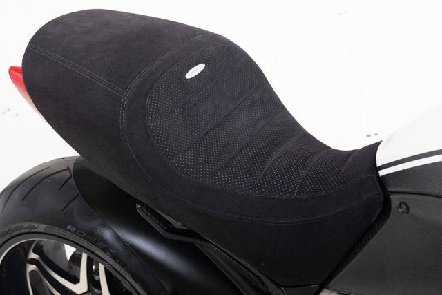 2013 Ducati Diavel 135/1000 | Houston, TX | Houston Auto Credit