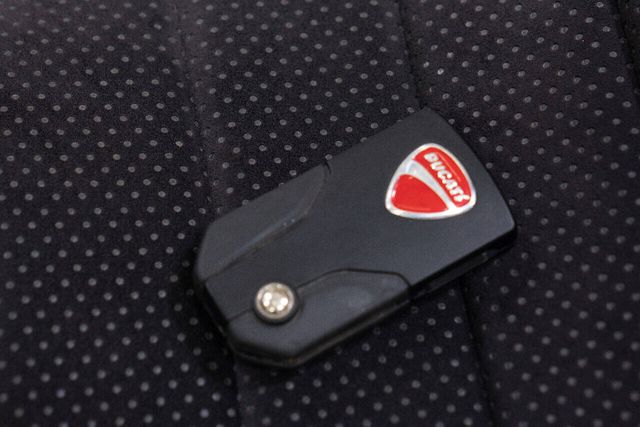 2013 Ducati Diavel 135/1000 | Houston, TX | Houston Auto Credit 2013 Ducati Diavel 135/1000 | Houston, TX | Houston Auto Credit