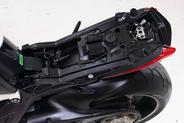 2013 Ducati Diavel 135/1000 | Houston, TX | Houston Auto Credit 2013 Ducati Diavel 135/1000 | Houston, TX | Houston Auto Credit