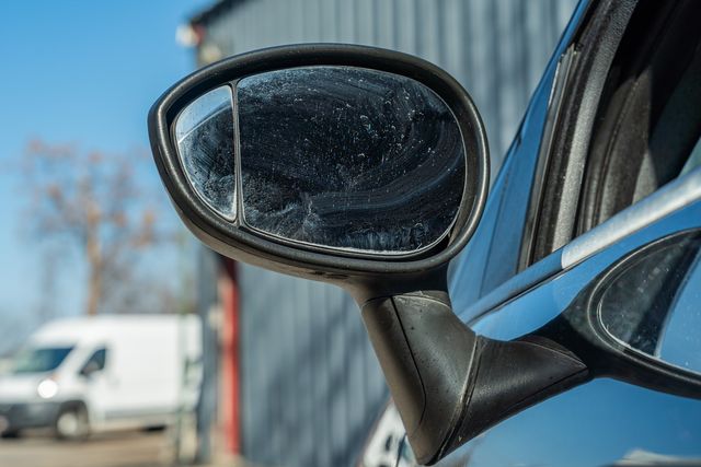 2013 Fiat 500c Abarth Convertible / TURBO 5 SPD MANUAL | Austin, TX | Rocky Mountain Truck Stop Austin 2013 Fiat 500c Abarth Convertible / TURBO 5 SPD MANUAL | Austin, TX | Rocky Mountain Truck Stop Austin
