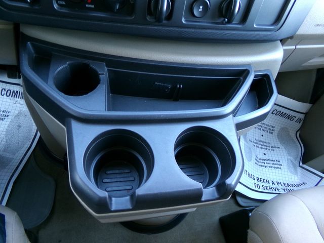 2013 Ford E-Series 12 Pass. E-350 SD XLT