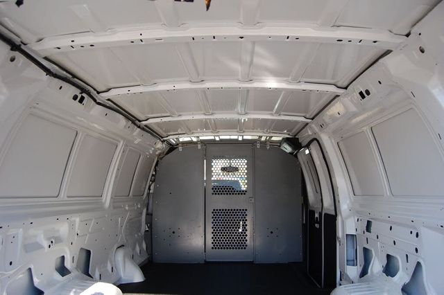 2013 Ford E-Series E-350 SD | Charlotte, North Carolina | ADVENTURE VANS 2013 Ford E-Series E-350 SD | Charlotte, North Carolina | ADVENTURE VANS