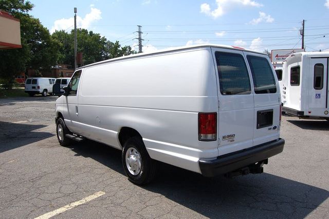 2013 Ford E-Series E-350 SD | Charlotte, North Carolina | ADVENTURE VANS 2013 Ford E-Series E-350 SD | Charlotte, North Carolina | ADVENTURE VANS