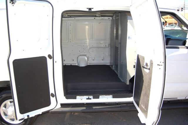 2013 Ford E-Series E-350 SD | Charlotte, North Carolina | ADVENTURE VANS 2013 Ford E-Series E-350 SD | Charlotte, North Carolina | ADVENTURE VANS