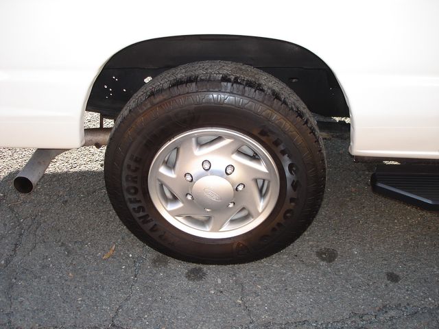 2013 Ford E-Series E-350 SD XLT - 15 PASSENGER | Charlotte, North Carolina | ADVENTURE VANS 2013 Ford E-Series E-350 SD XLT - 15 PASSENGER | Charlotte, North Carolina | ADVENTURE VANS