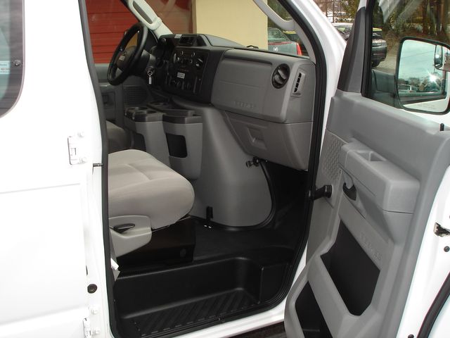 2013 Ford E-Series E-350 SD | Charlotte, North Carolina | ADVENTURE VANS