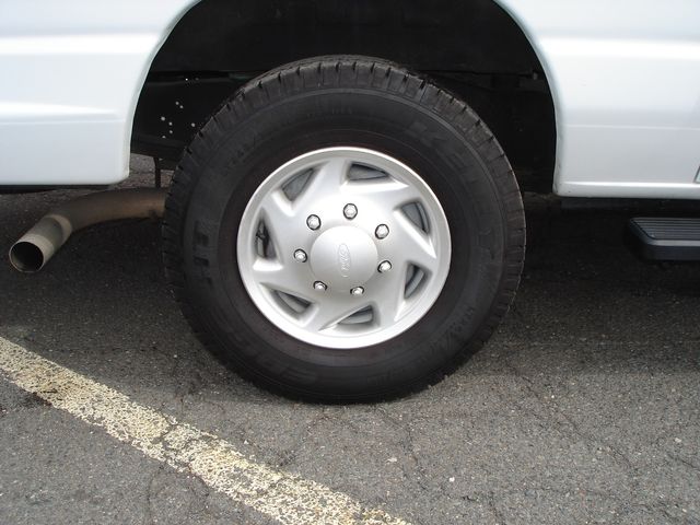 2013 Ford E-Series E-350 SD | Charlotte, North Carolina | ADVENTURE VANS