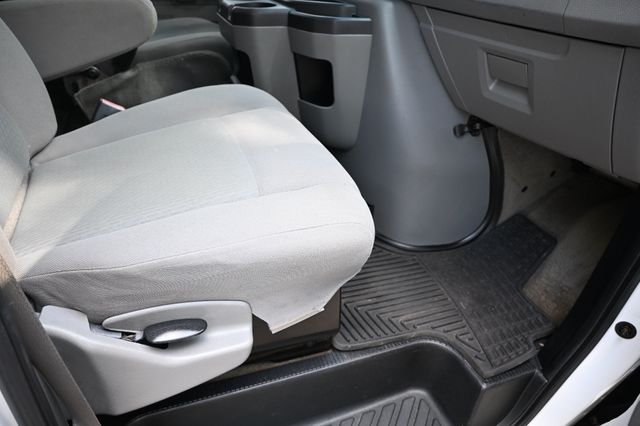 2013 Ford E-Series E-350 SD XLT